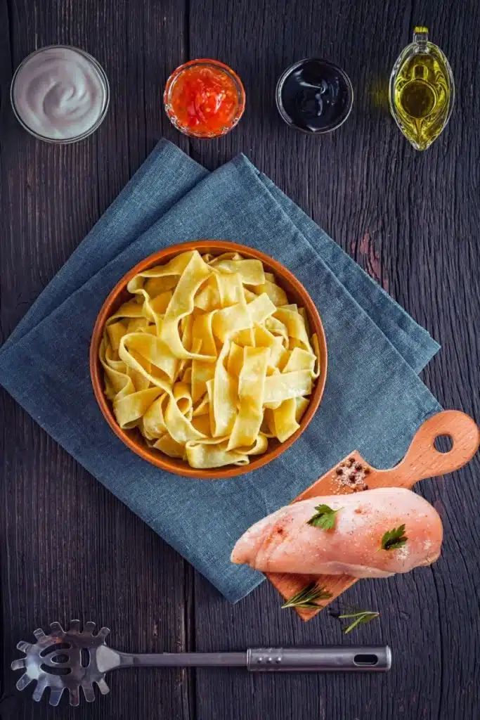 Slow Cooker Chicken Alfredo: Comfort Food Made Easy 3 Slow Cooker Chicken Alfredo